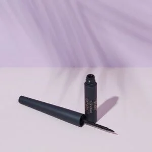 Inika Liquid Eyeliner - Afbeelding 3